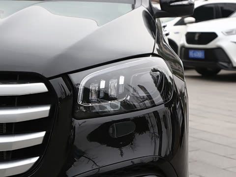 2026�� GLS 450 4MATIC ������