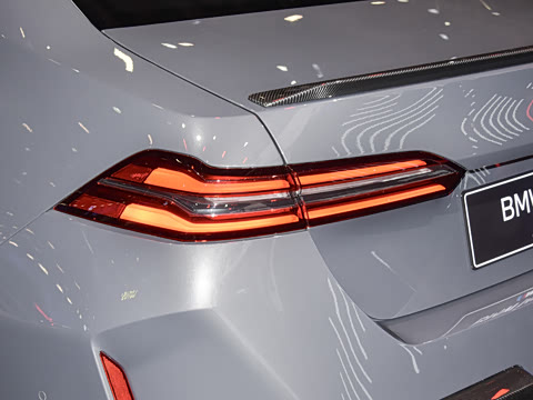 2025�� M5