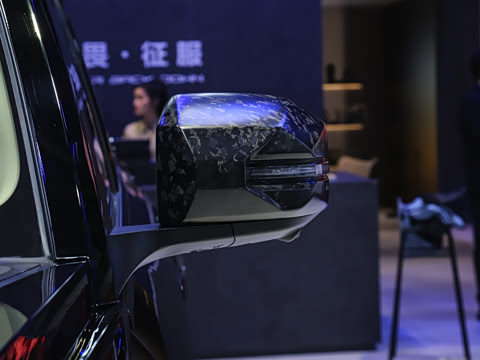 2025�� M900 ������