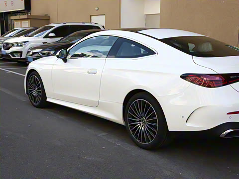 2026�� CLE 300 4MATIC �����ͽ��ܳ�