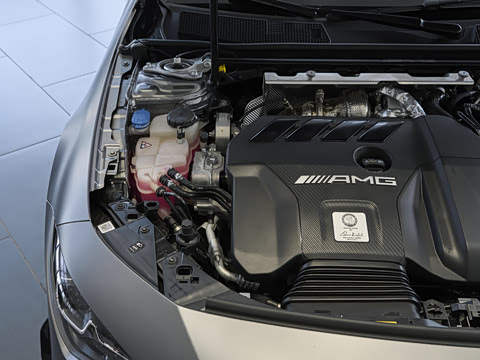 2026�� AMG CLA 45 S 4MATIC+