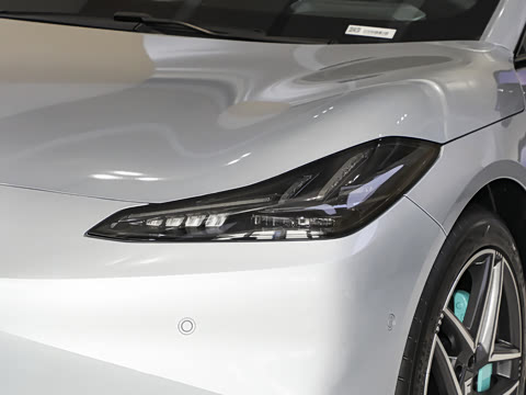 2025�� �Ŀ� 630 Max��