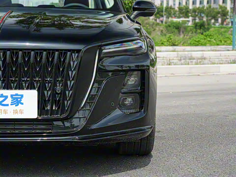 2025�� 2.0T �Զ���Ӱ200���������