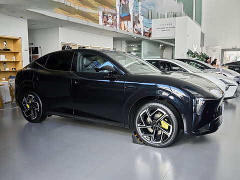 2026�� ���� 525 Max