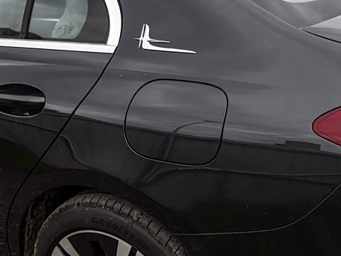 2025�� �Ŀ� C 350 eL