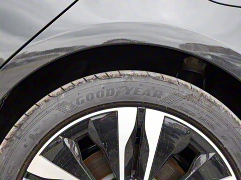 2025�� �Ŀ� C 350 eL