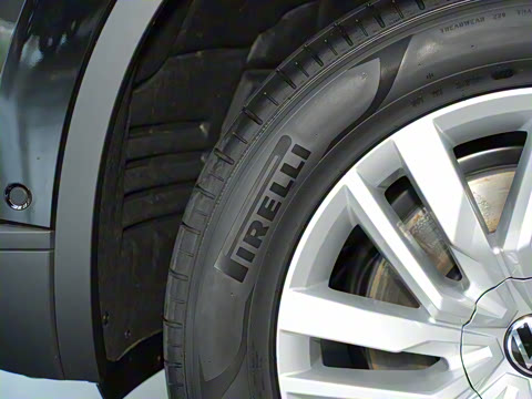 2025�� 2.0TSI ��Խ��