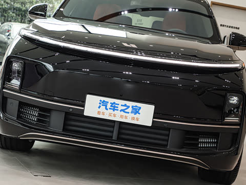 2025�� Pro ���ܻ��°�