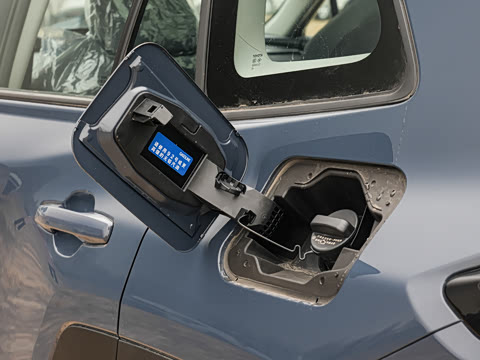 2026�� 2.0L ����������