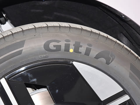 2026�� ���� 615 Max �콢��