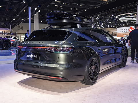 2025�� ���� Ultra�������� (896�߼����״