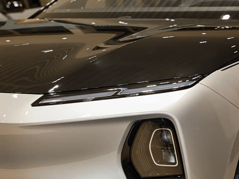 2025�� 102kWh ��ƽ���ر��