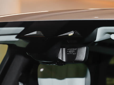 2026�� 3.0 L6 400PS AB�����