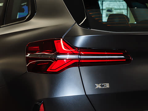 2026�� M50 xDrive