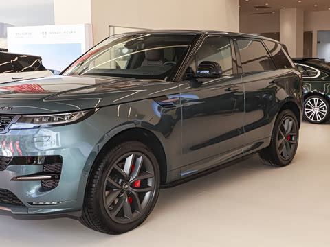 2025�� 400PS Dynamic SE