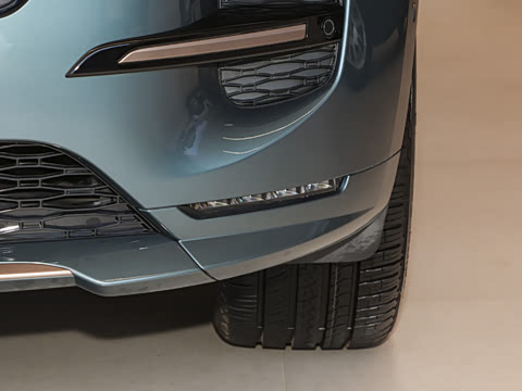 2025�� 400PS Dynamic SE