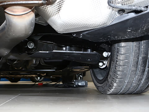 2026�� 330Li �����