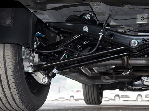 2026�� 1.5T 6MT ������ 