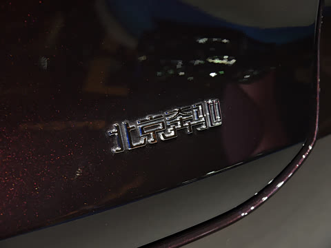 2026�� GLC 300 L 4MATIC ������