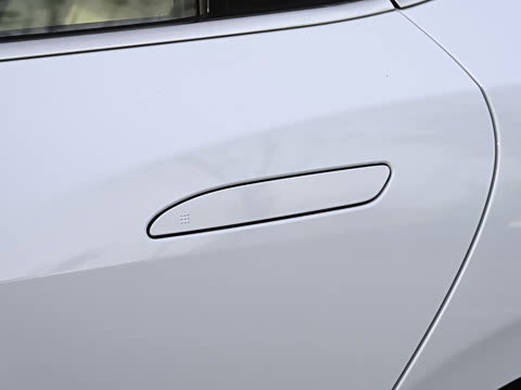 2026�� 705km MAX����������