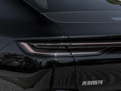 2026�� 225km EM-i Զ�����ǺӰ�