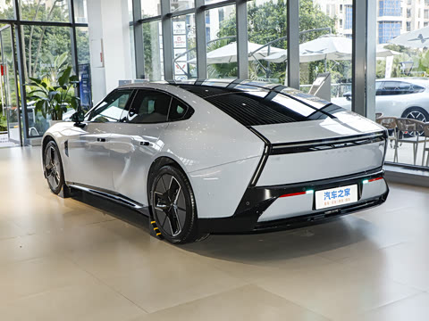 2025�� 820 �������� Ultra