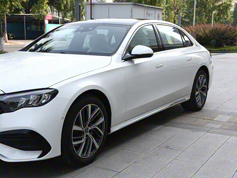 2025�� �Ŀ� E 300 L ʱ���˶���