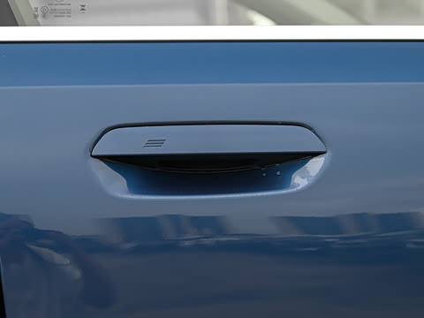 2026�� �Ŀ� 530Li ������ M�˶���װ