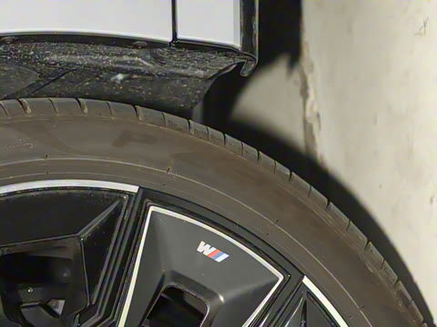 2023�� 740Li ������ M�˶���װ