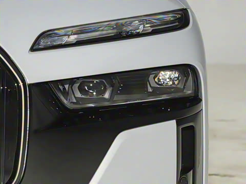 2023�� 740Li ������ M�˶���װ