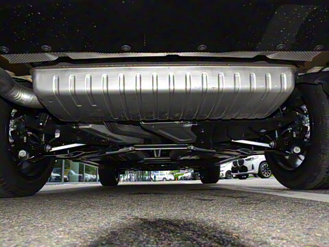 2025�� sDrive25i M�˶���װ