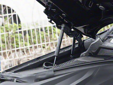 2026�� eDrive 40 L ��ҹ�˶���װ