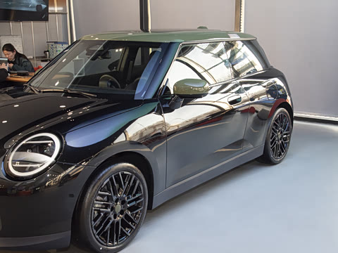 2025�� PAUL SMITH ���ʦ��