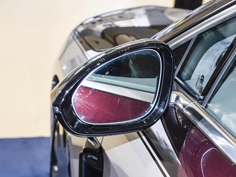 2025�� 102kWh ��ƽ���ر��