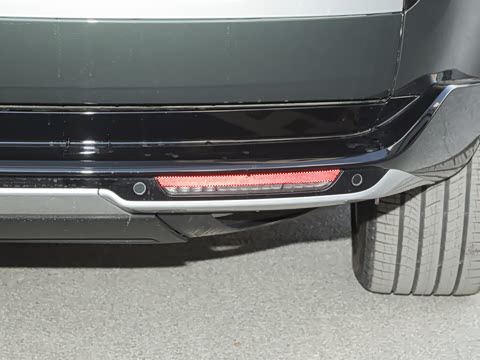 2026�� 3.0 L6 400PS AB�����