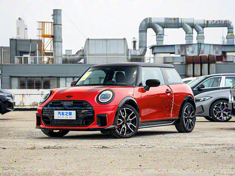 2025�� JOHN COOPER WORKS