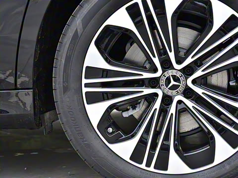 2026�� E 300 L ������