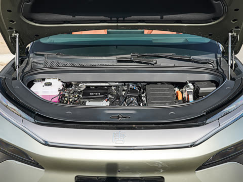 2025�� DM 215KM�����״��콢��