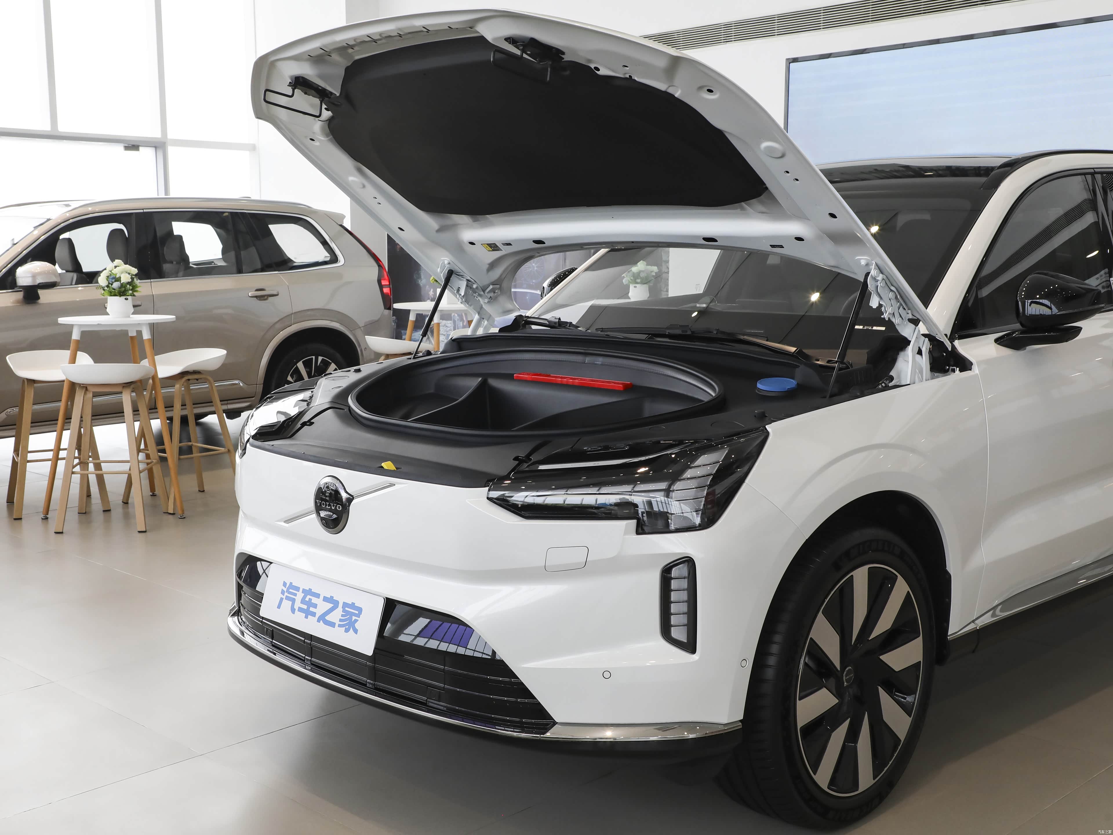 Volvo EX90, миниатюра 28