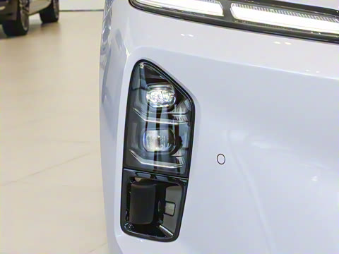 2025�� 100kWh Touring