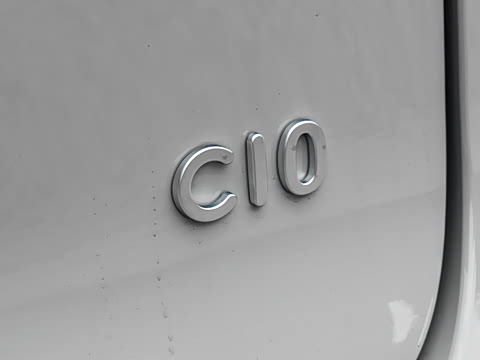 2027�� 660������