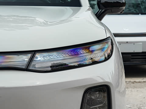 2027�� 660������