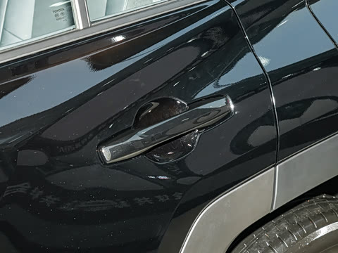 2026�� 2.0L ����������