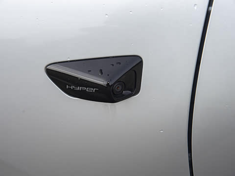 2025�� 670 Max��