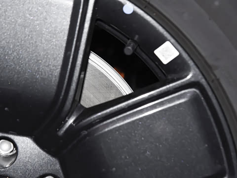 2025�� 215Զ�а�