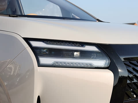 2025�� 1.5T CVT ��Ӣ��