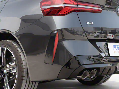 2025�� M50 xDrive