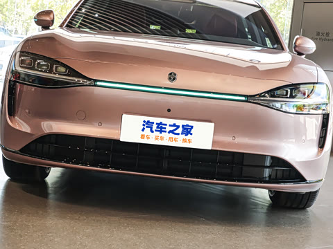 2025�� ���� Ultra�������� (896�߼����״