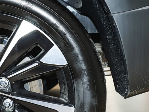 2026�� 2.5L ���а�