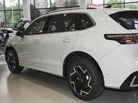 2026�� PRO 380TSI ���� R-Line �����